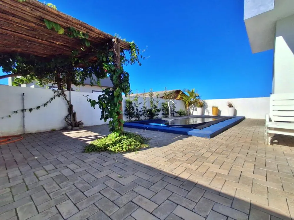 Casa, 3 quartos, 137 m² - Foto 3