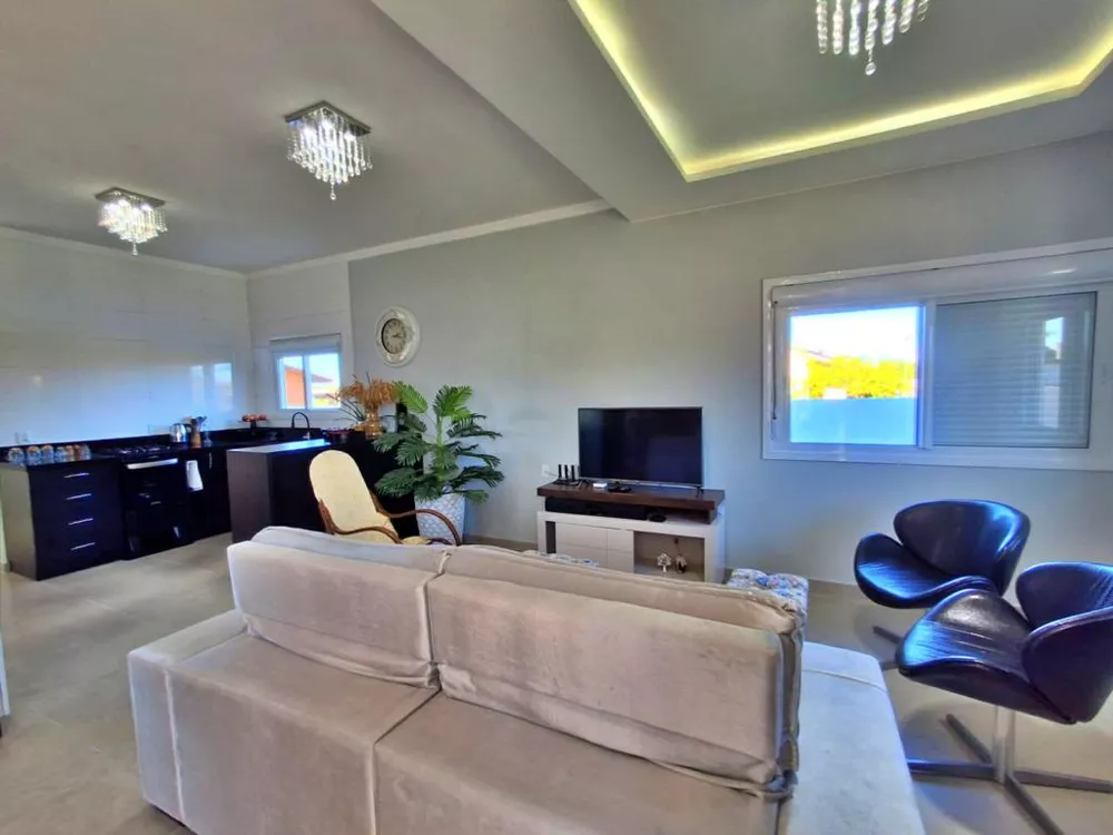 Casa, 3 quartos, 137 m² - Foto 1