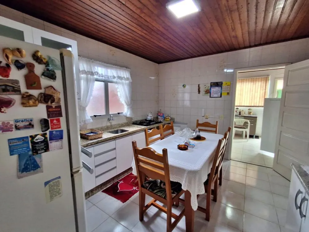 Casa, 4 quartos, 190 m² - Foto 5