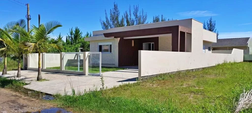 Casa à venda com 4 quartos, 200m² - Foto 4