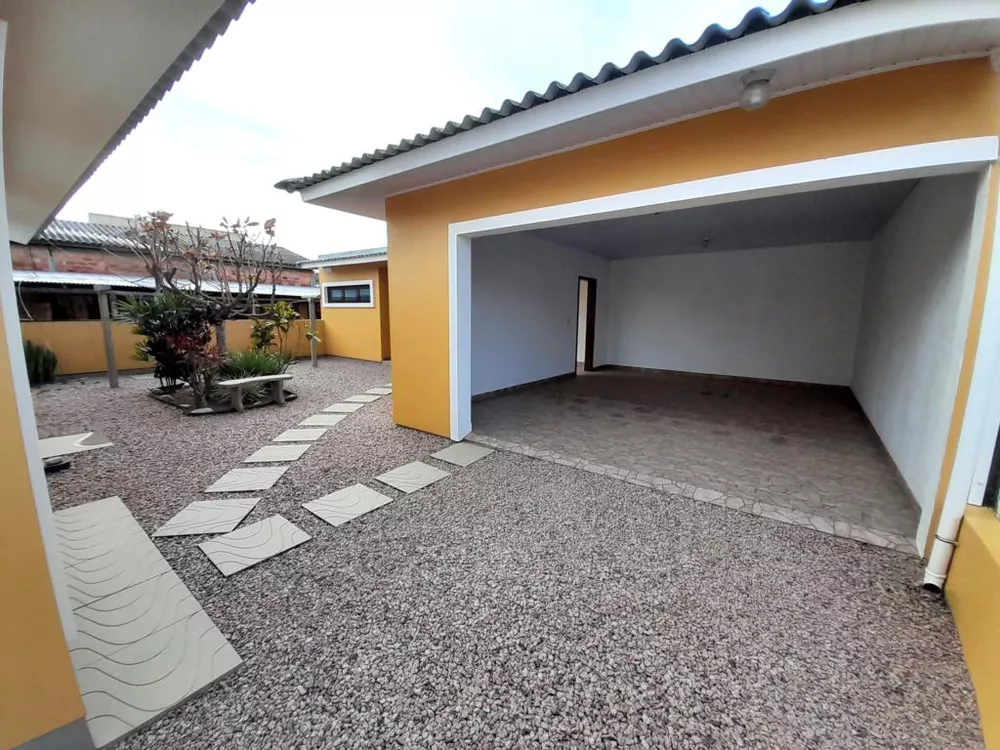 Casa à venda com 4 quartos, 149m² - Foto 3