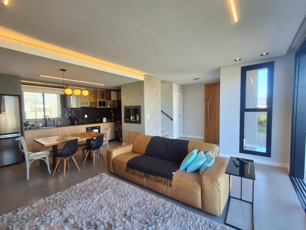 Casa, 3 quartos, 187 m² - Foto 2