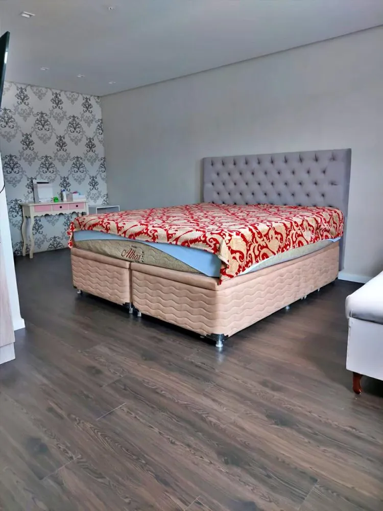 Casa, 4 quartos, 250 m² - Foto 11