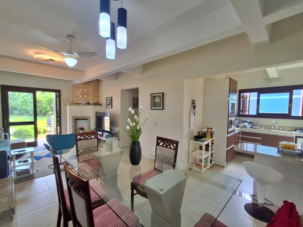 Casa, 6 quartos, 258 m² - Foto 5
