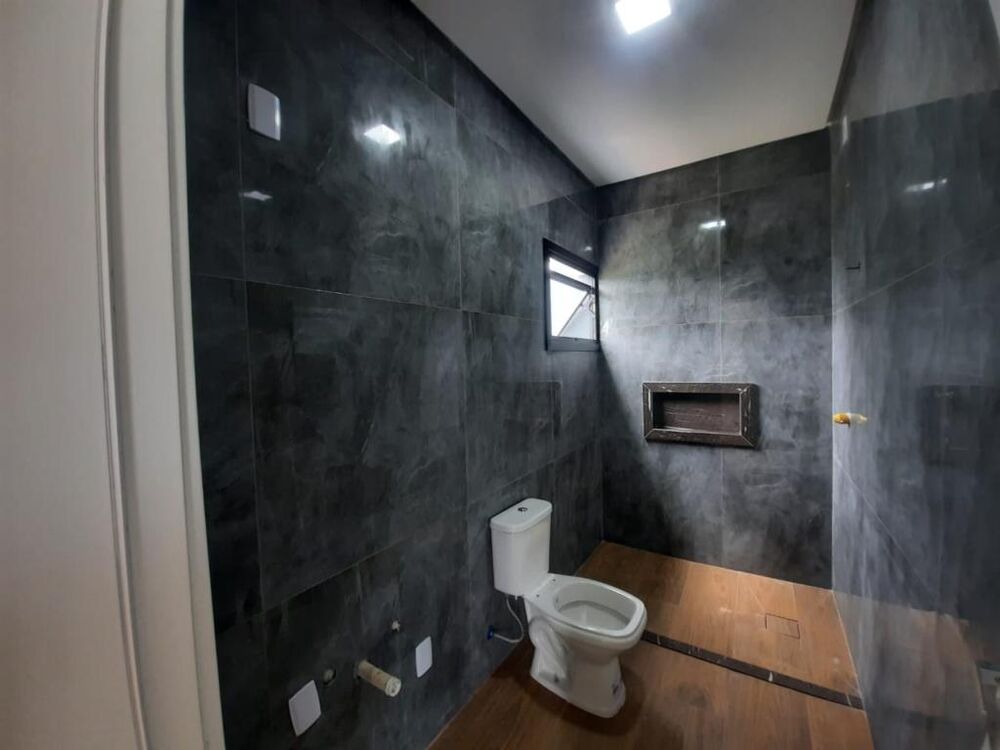 Casa à venda com 4 quartos, 252m² - Foto 16