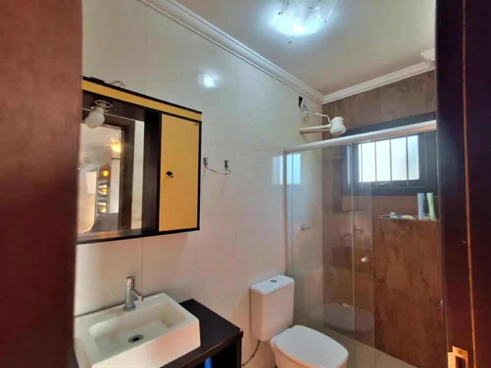 Casa, 3 quartos, 200 m² - Foto 6