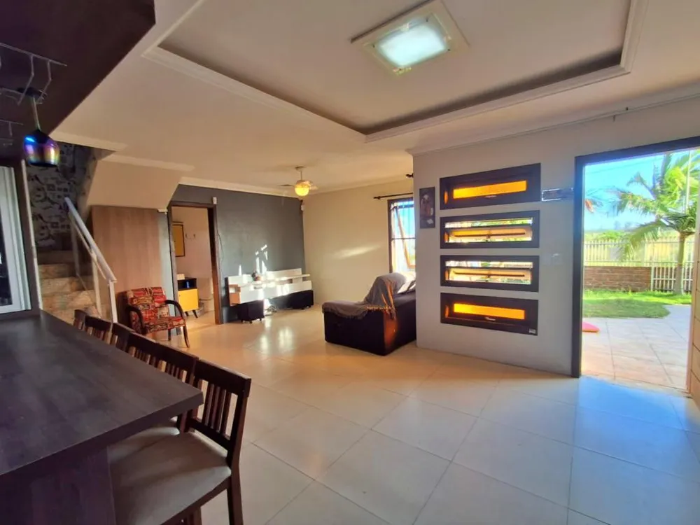 Casa, 3 quartos, 200 m² - Foto 3