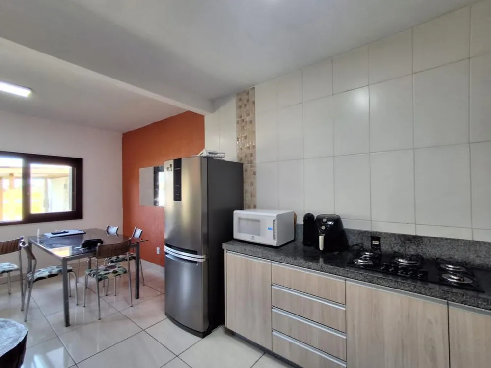 Casa, 6 quartos, 180 m² - Foto 10