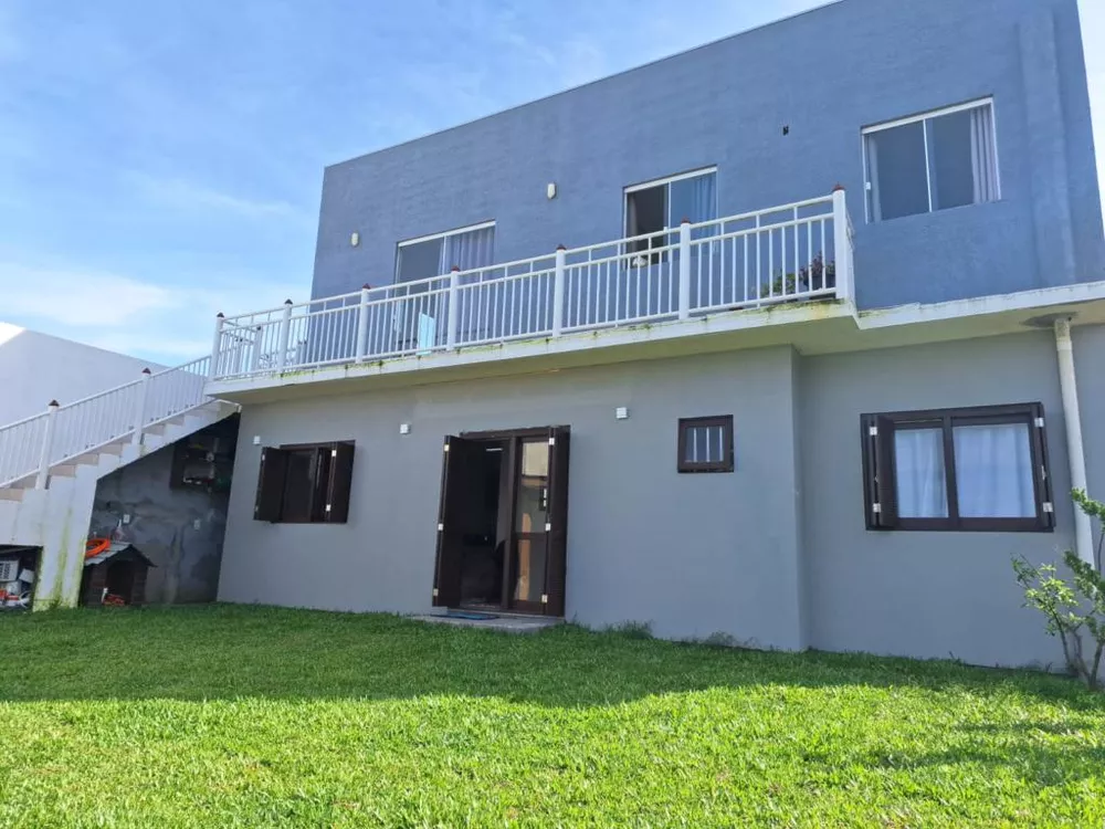 Casa, 6 quartos, 180 m² - Foto 1