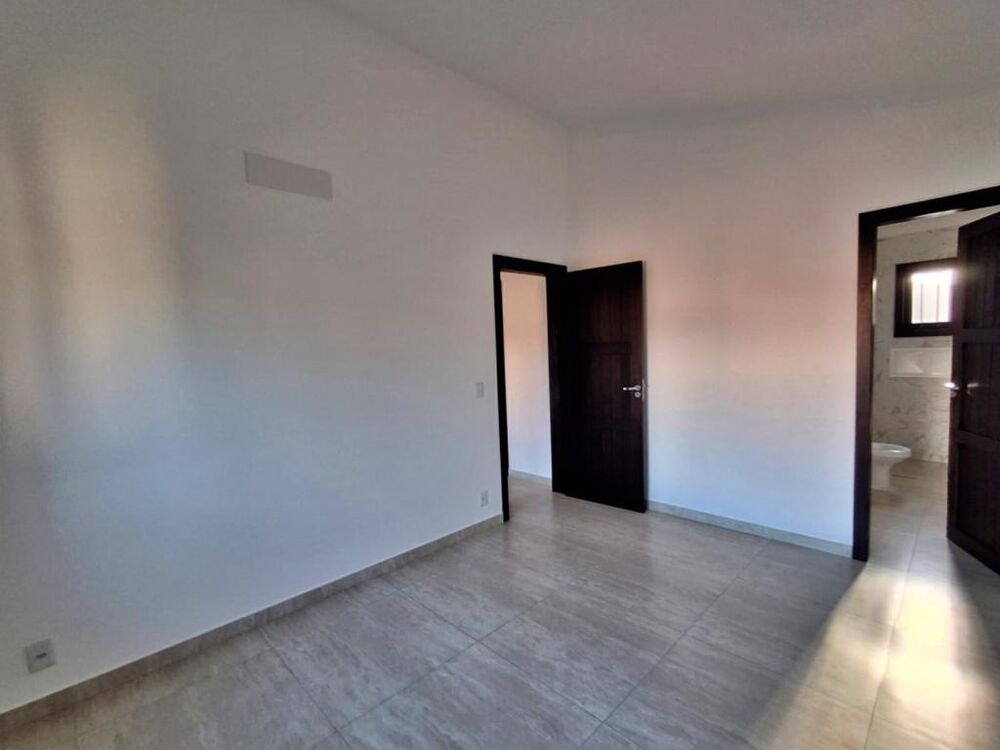 Casa, 3 quartos, 173 m² - Foto 1