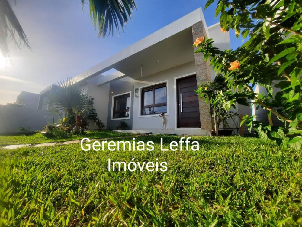 Casa à venda com 2 quartos, 90m² - Foto 4