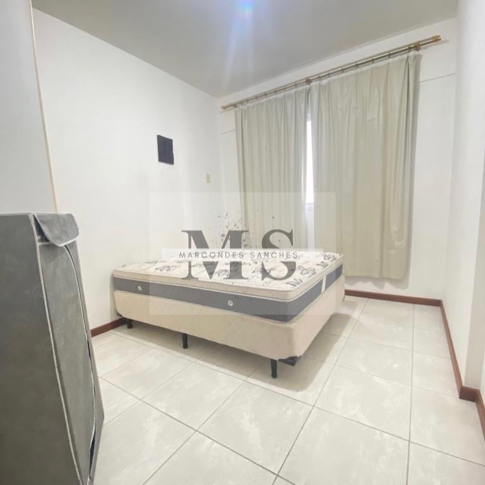 Apartamento à venda com 4 quartos, 101m² - Foto 17