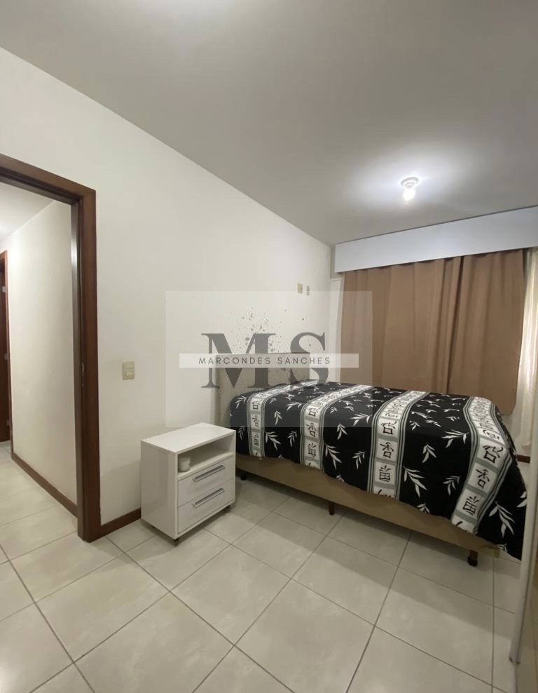 Apartamento à venda com 4 quartos, 101m² - Foto 2