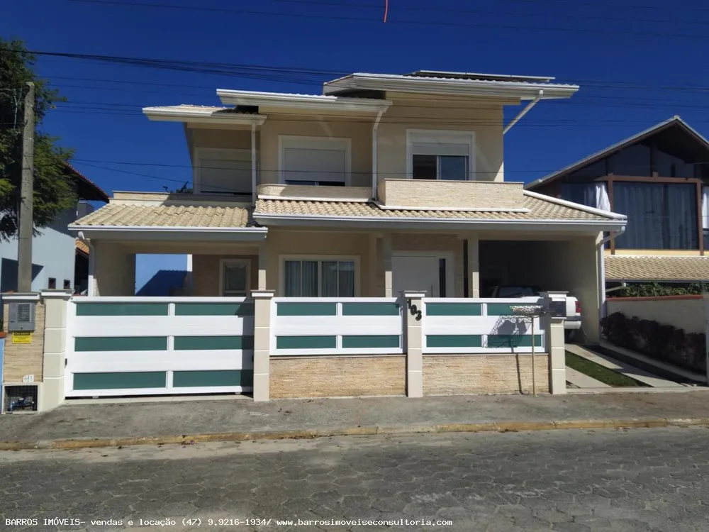 Casa, 4 quartos, 180 m² - Foto 1