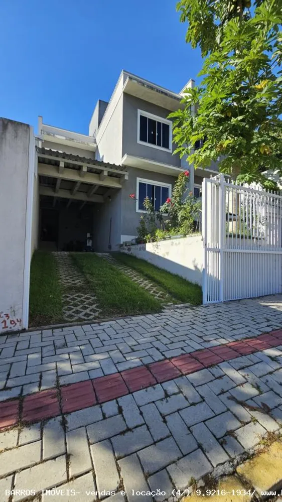 Casa, 4 quartos, 97 m² - Foto 1
