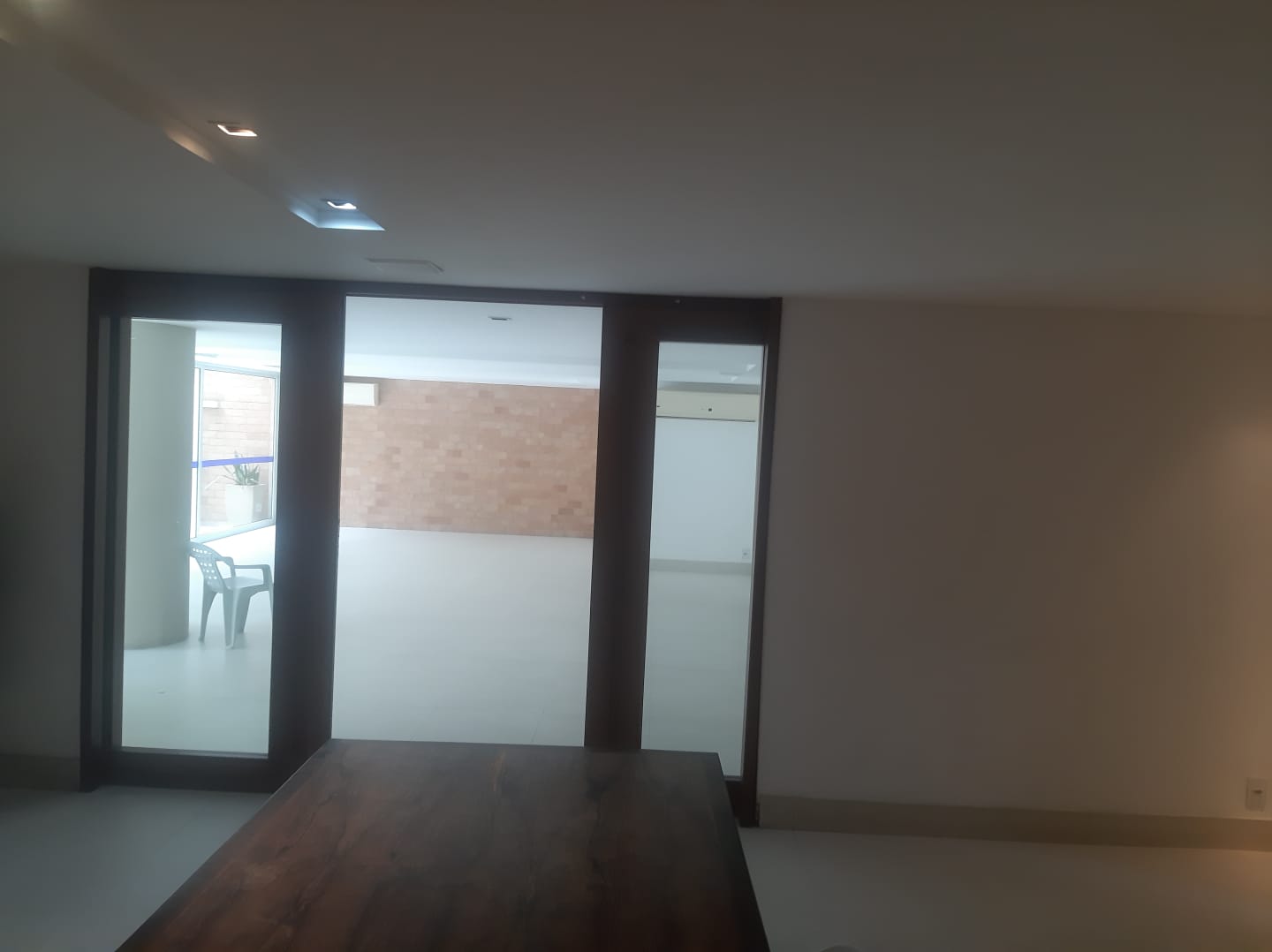 Apartamento à venda com 4 quartos, 150m² - Foto 2