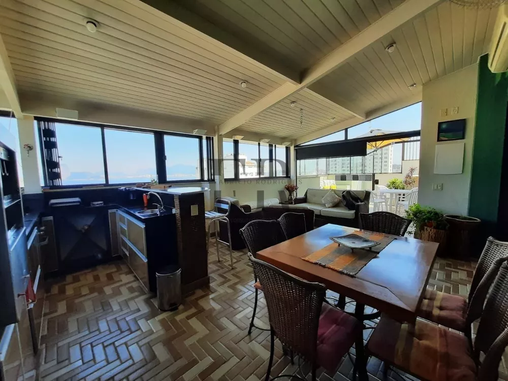 Cobertura, 4 quartos, 315 m² - Foto 2
