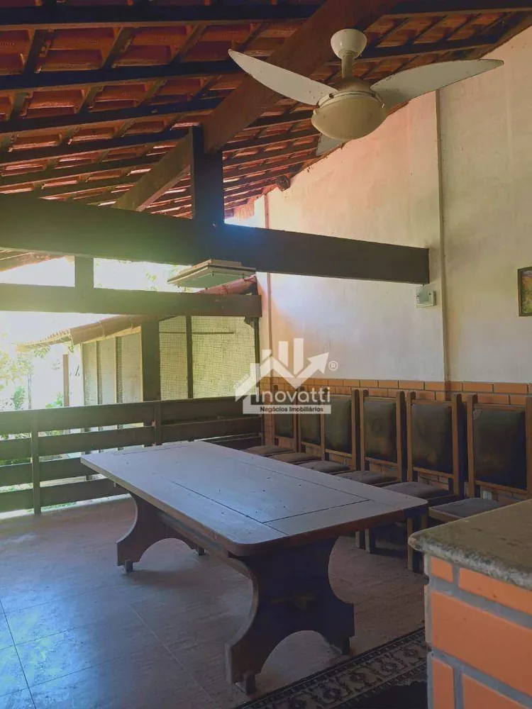 Sítio, 4 quartos, 2450 m² - Foto 16