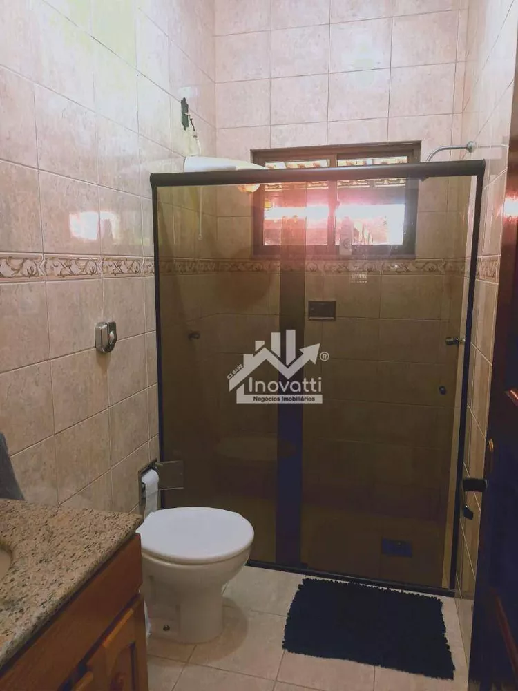 Sítio, 4 quartos, 2450 m² - Foto 37