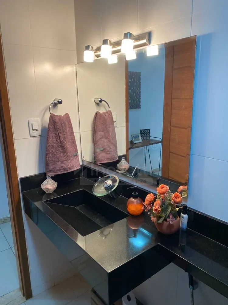 Casa, 3 quartos, 250 m² - Foto 24