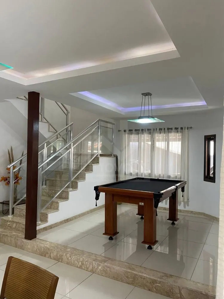 Casa, 3 quartos, 250 m² - Foto 22