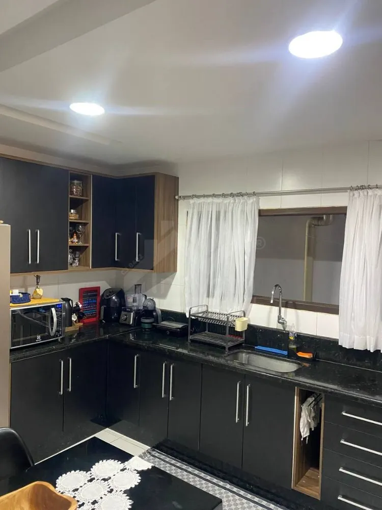 Casa, 3 quartos, 250 m² - Foto 10