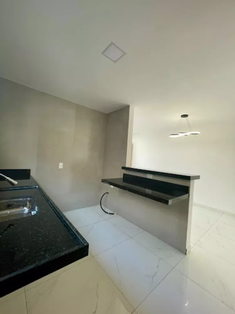 Casa, 2 quartos, 95 m² - Foto 1
