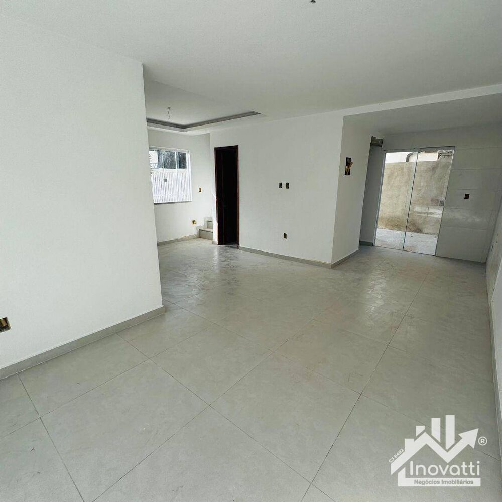 Casa de Condomínio à venda com 4 quartos, 98m² - Foto 1
