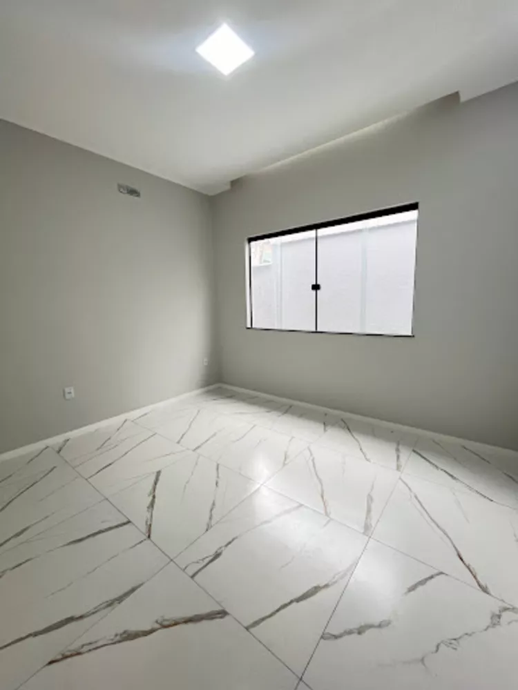 Casa à venda com 3 quartos, 106m² - Foto 8