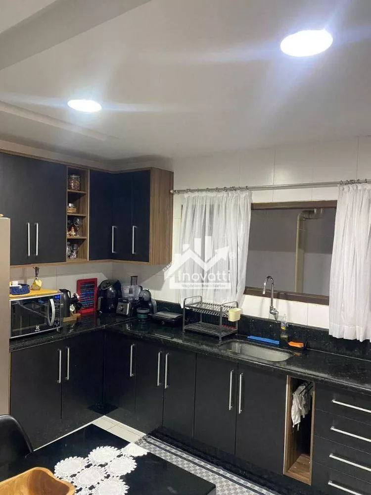 Casa, 3 quartos, 250 m² - Foto 38