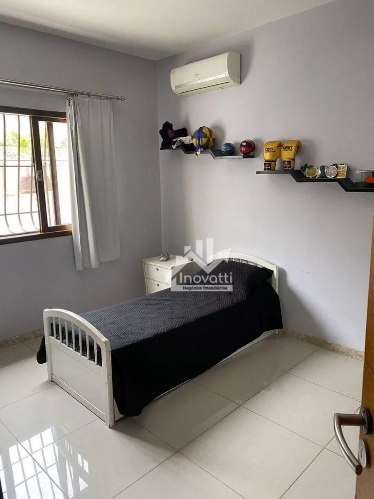 Casa, 3 quartos, 250 m² - Foto 11