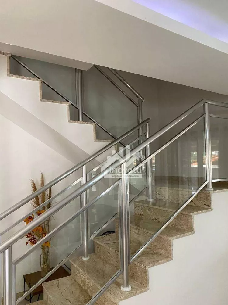 Casa, 3 quartos, 250 m² - Foto 13