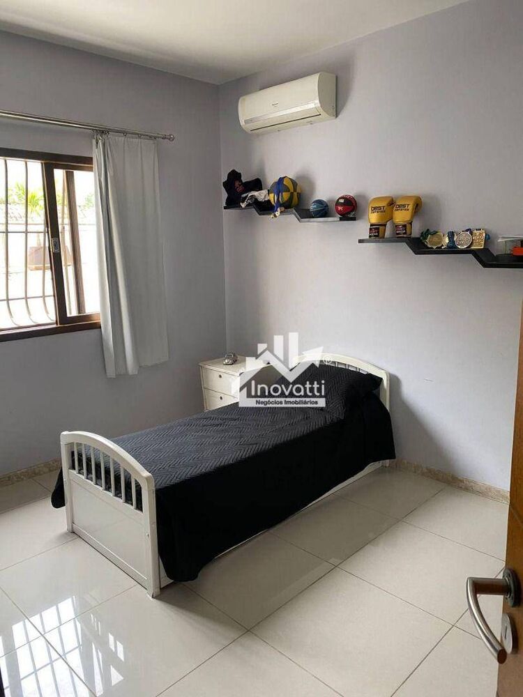Casa, 3 quartos, 250 m² - Foto 35