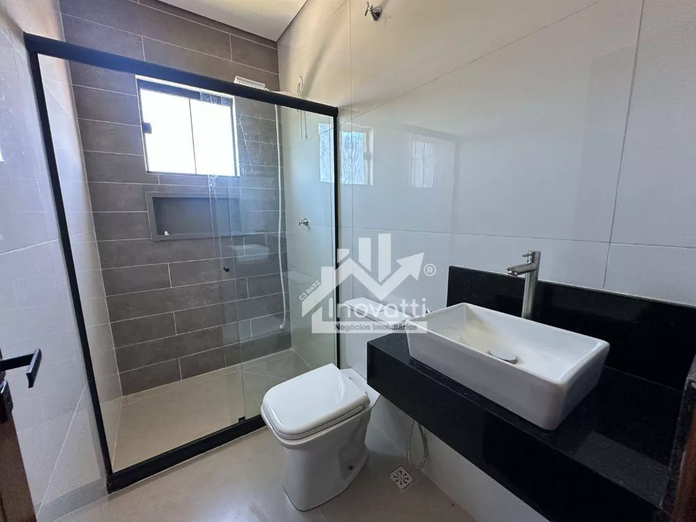 Casa, 3 quartos, 108 m² - Foto 1
