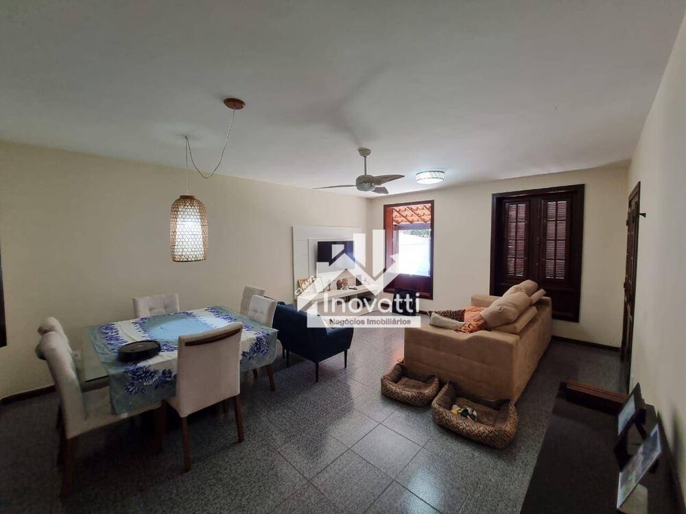 Casa, 3 quartos, 300 m² - Foto 3