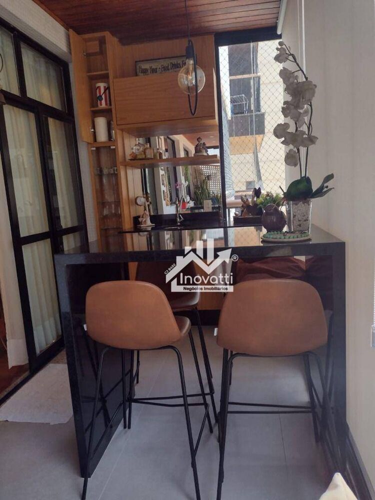 Apartamento, 3 quartos, 140 m² - Foto 4