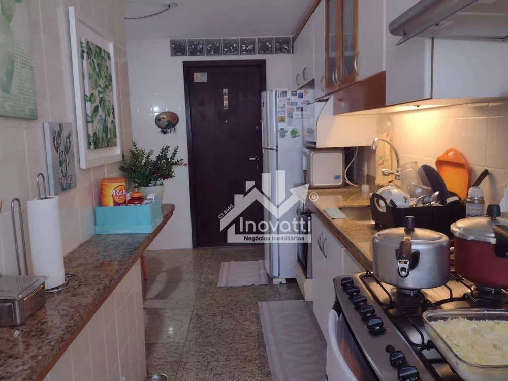 Apartamento, 3 quartos, 140 m² - Foto 12