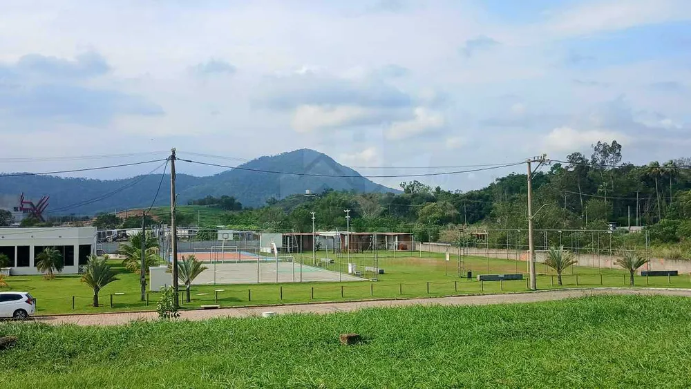 Terreno, 240 m² - Foto 1