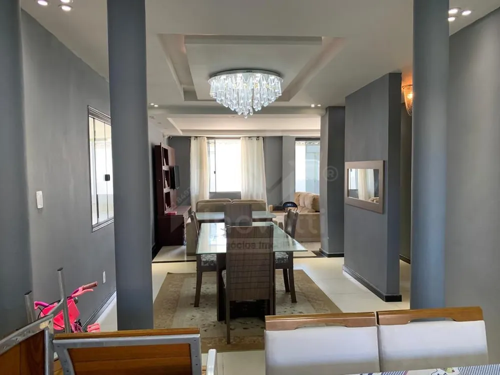 Casa, 5 quartos, 200 m² - Foto 5