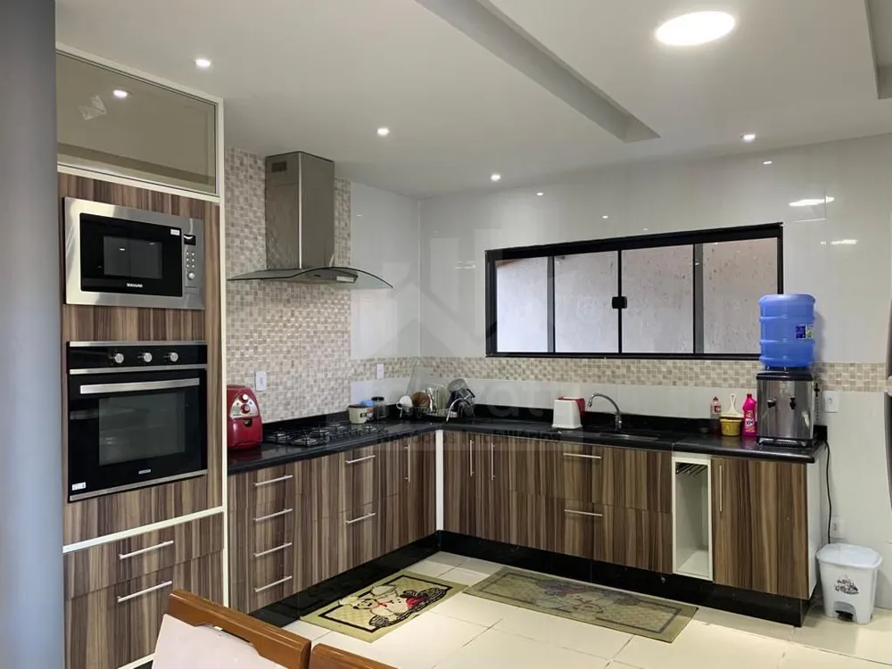 Casa, 5 quartos, 200 m² - Foto 11