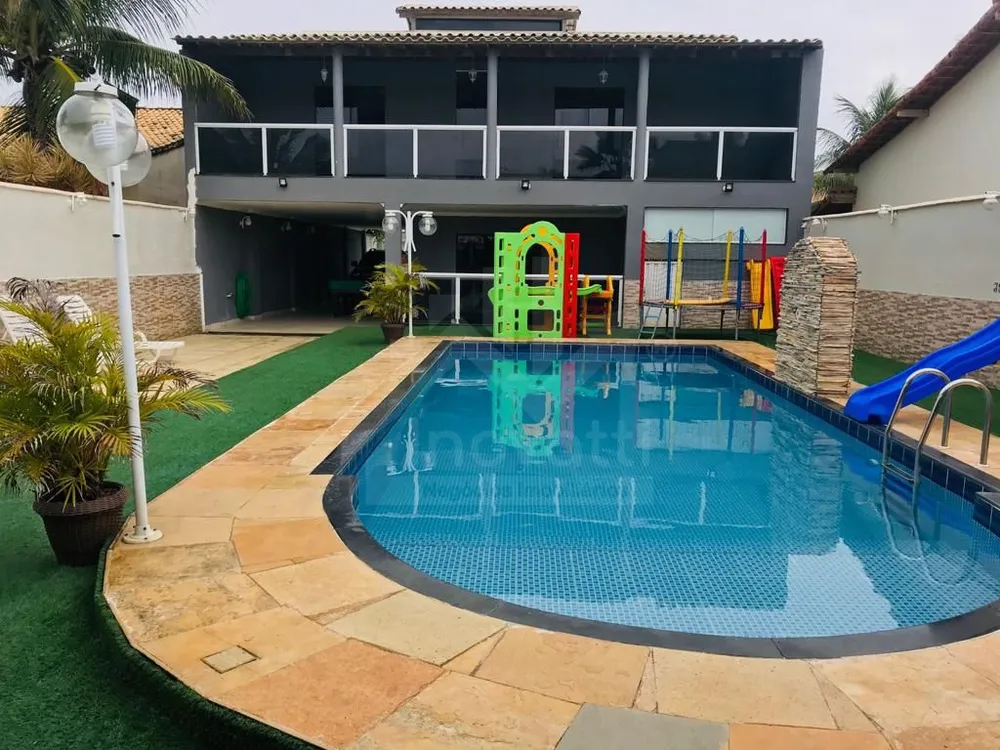 Casa, 5 quartos, 200 m² - Foto 1