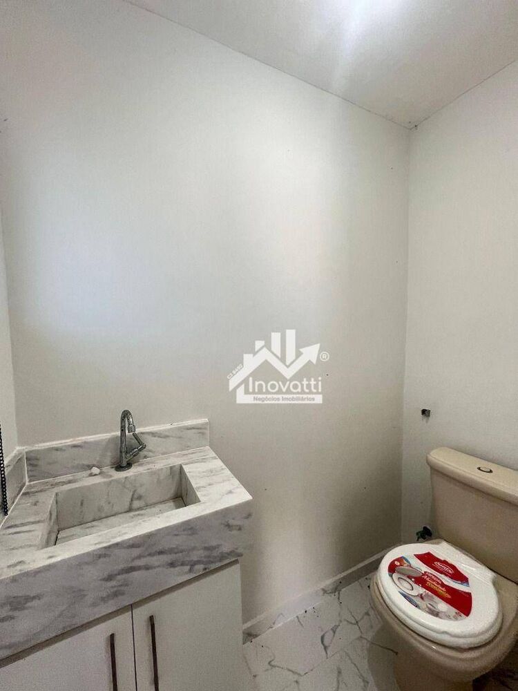 Casa à venda com 4 quartos, 424m² - Foto 1
