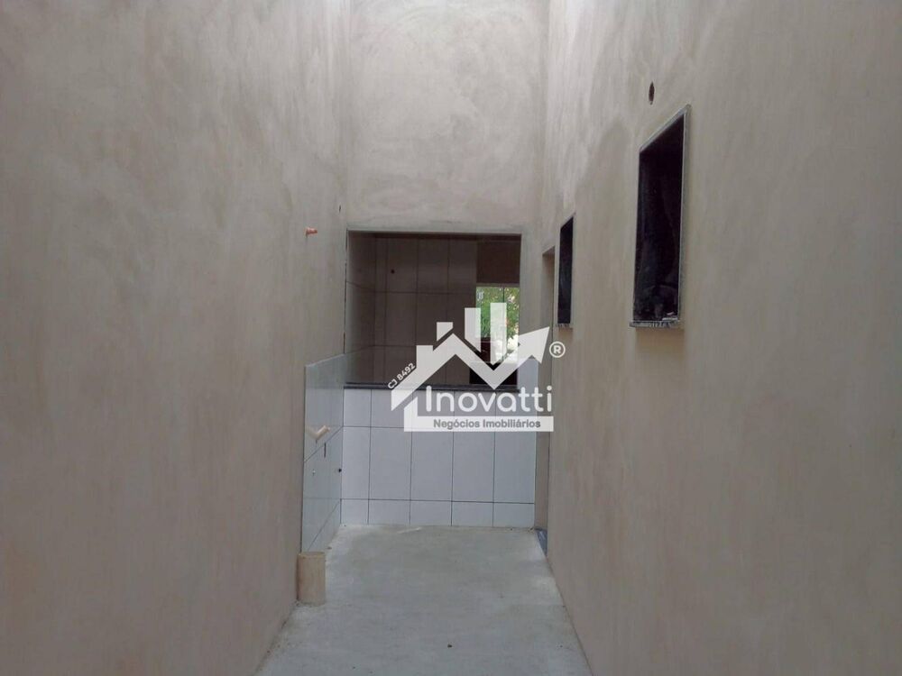 Casa à venda com 2 quartos, 80m² - Foto 3