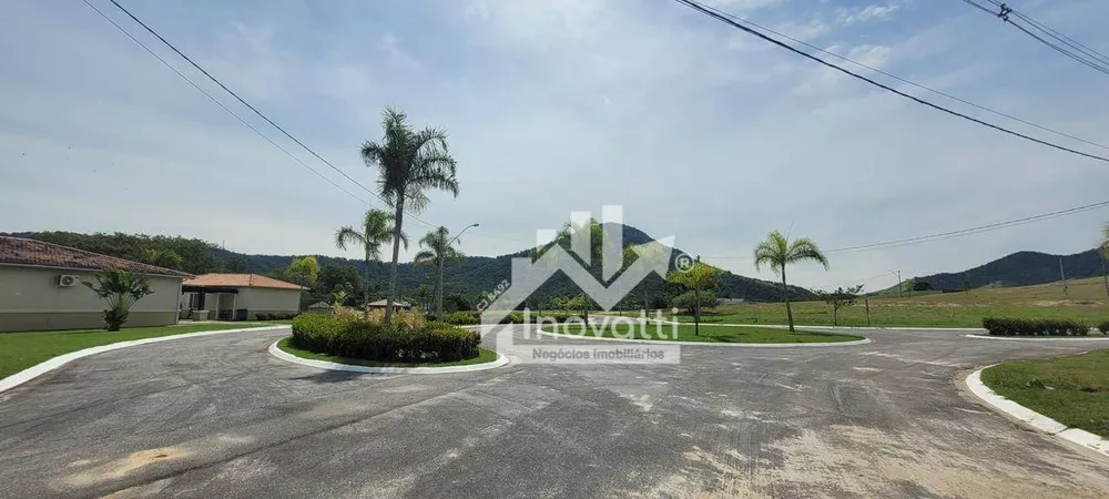 Loteamento e Condomínio, 401 m² - Foto 2