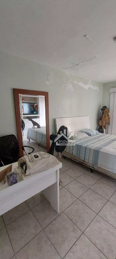 Casa, 3 quartos, 222 m² - Foto 24