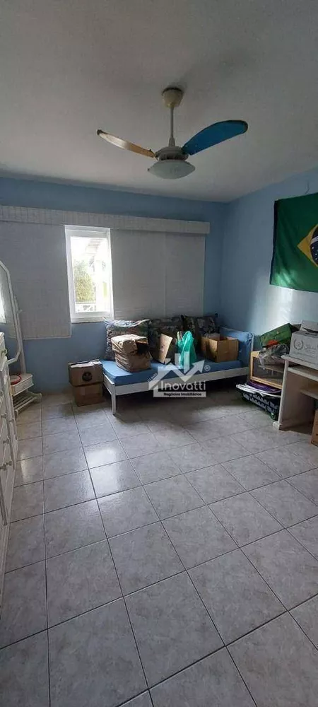 Casa, 3 quartos, 222 m² - Foto 14
