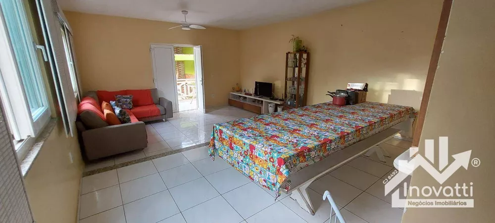 Casa, 3 quartos, 222 m² - Foto 6