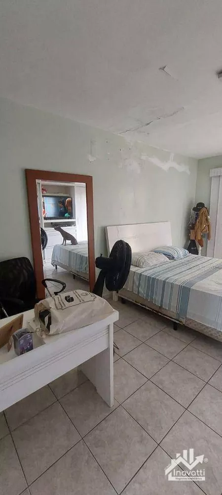 Casa, 3 quartos, 222 m² - Foto 8