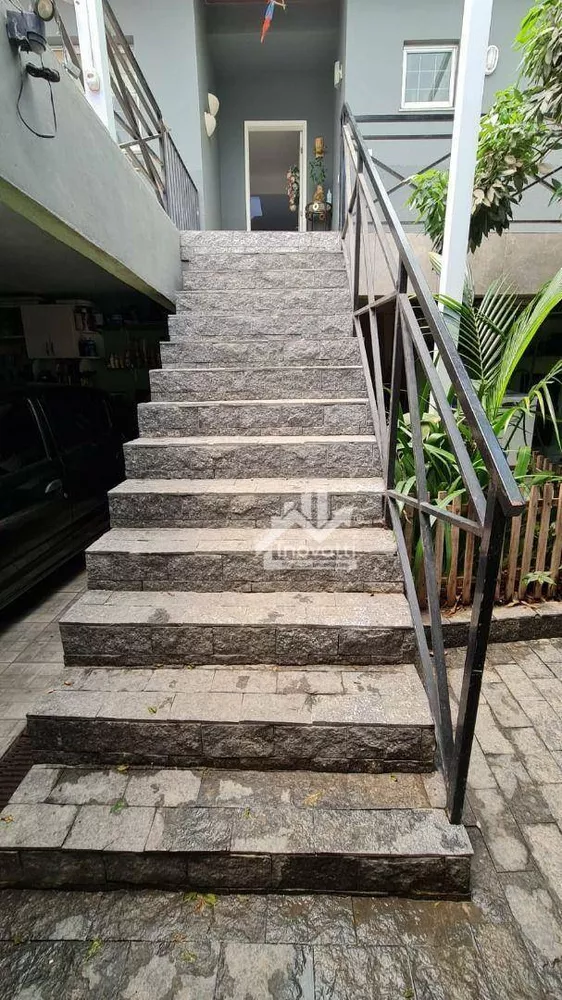 Casa, 4 quartos, 248 m² - Foto 6