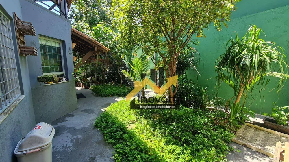 Casa, 4 quartos, 248 m² - Foto 47